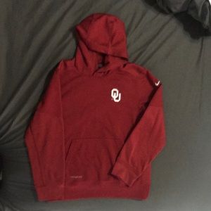 Therma-Fit Nike OU Hoodie